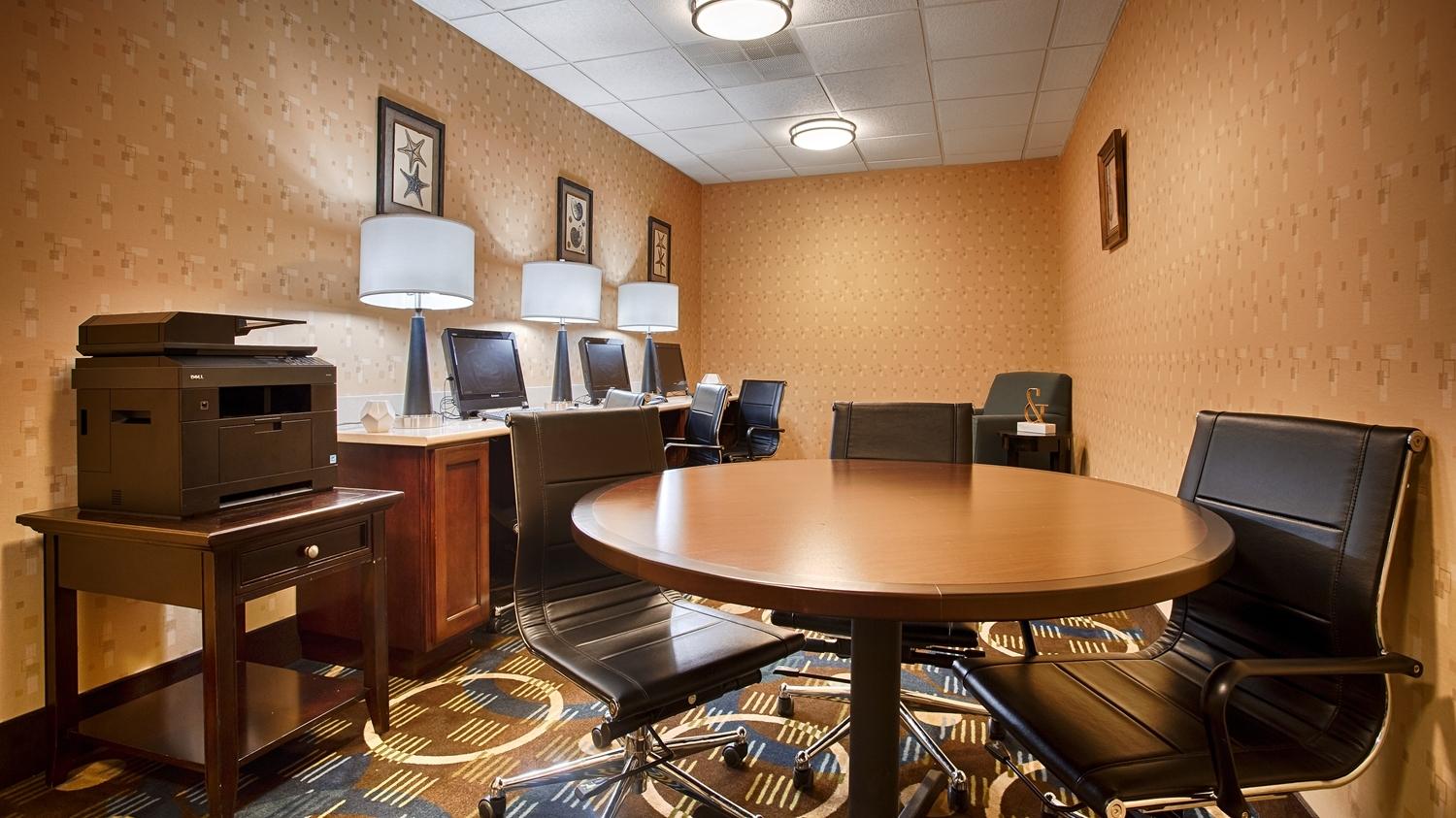 Best Western Plus Goldsboro Exterior photo